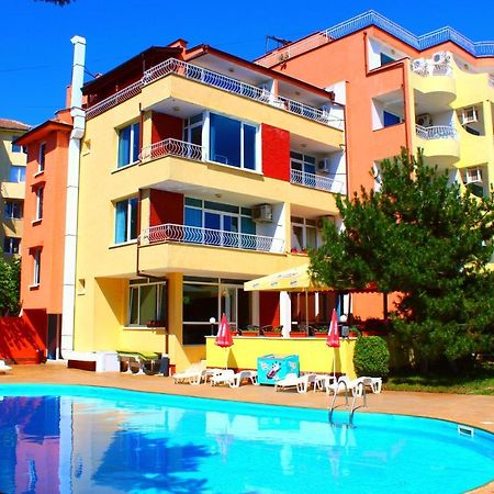 Hotel Consul Sveti Vlas Bagian luar foto
