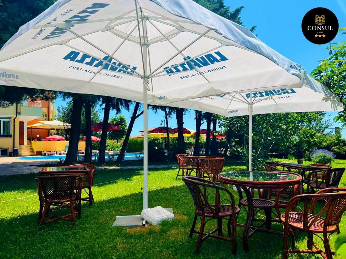 Hotel Consul Sveti Vlas Bagian luar foto